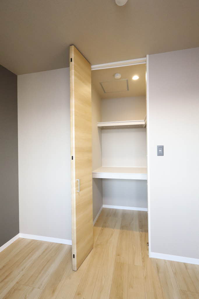 カーサ・レジデンス 0403号-8