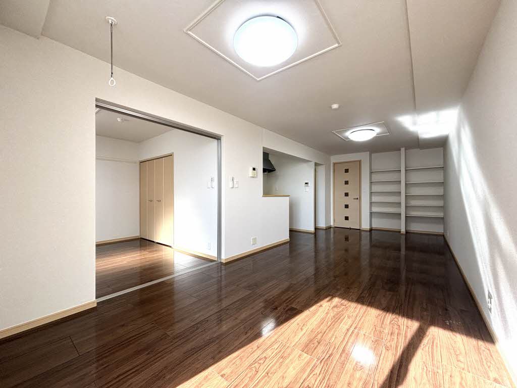 ヒルズ桜坂 101号-4