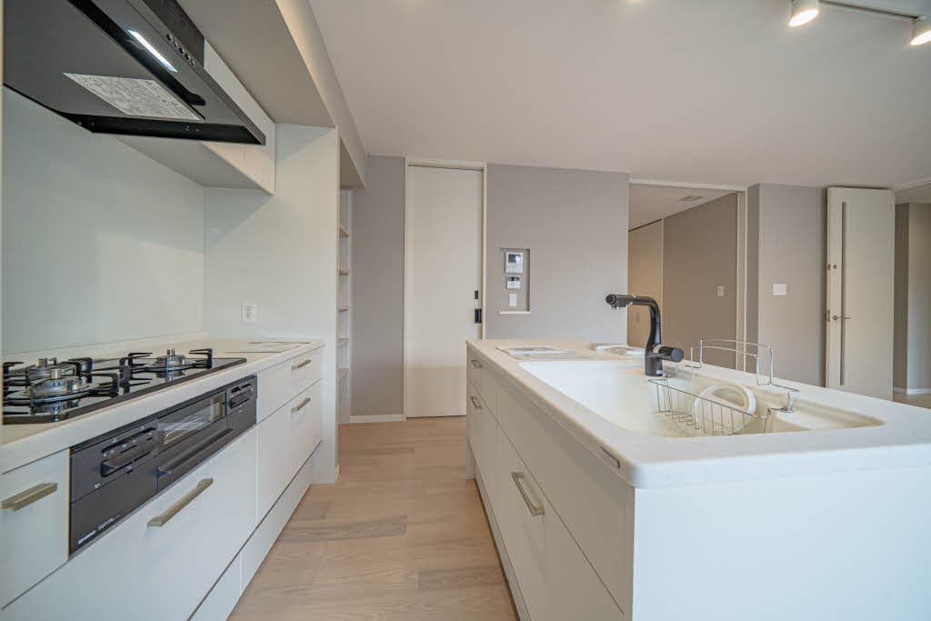 みみ1224 サメ　オーダー　お見積もり シャーメゾン】シャーメゾンプレミアス0202号室の賃貸情報