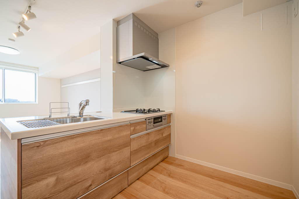 Ｋａｌｍａｒｋ海老塚 0402号-3