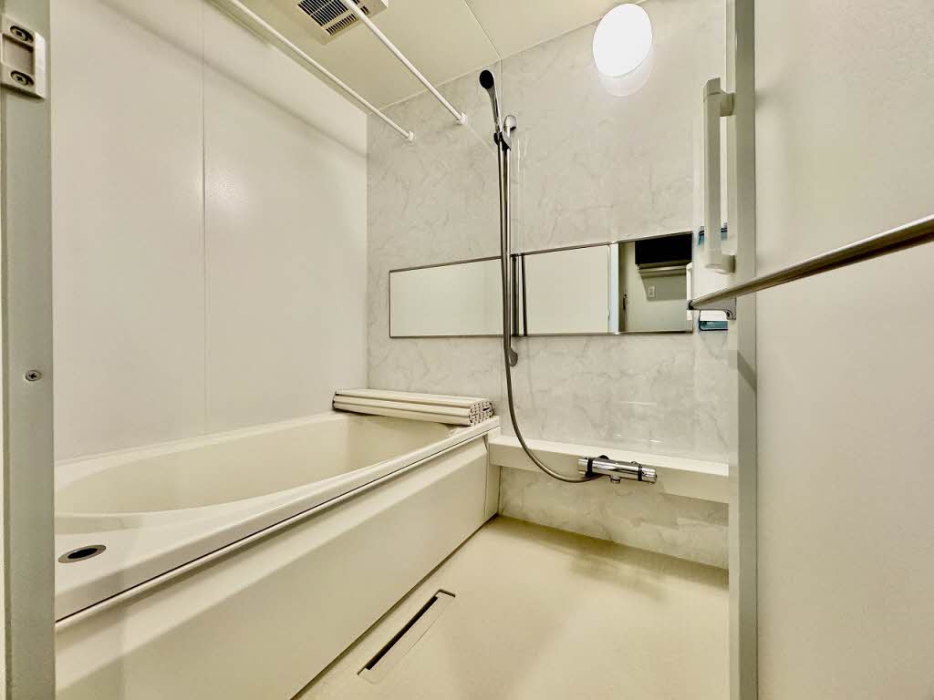 Ｐｒｏｍｅｎａｄｅ西草深 0103号-5