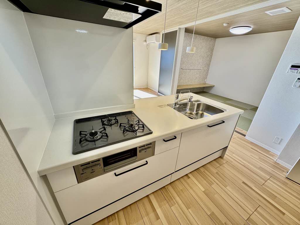 Ｐｒｏｍｅｎａｄｅ西草深 0302号-4