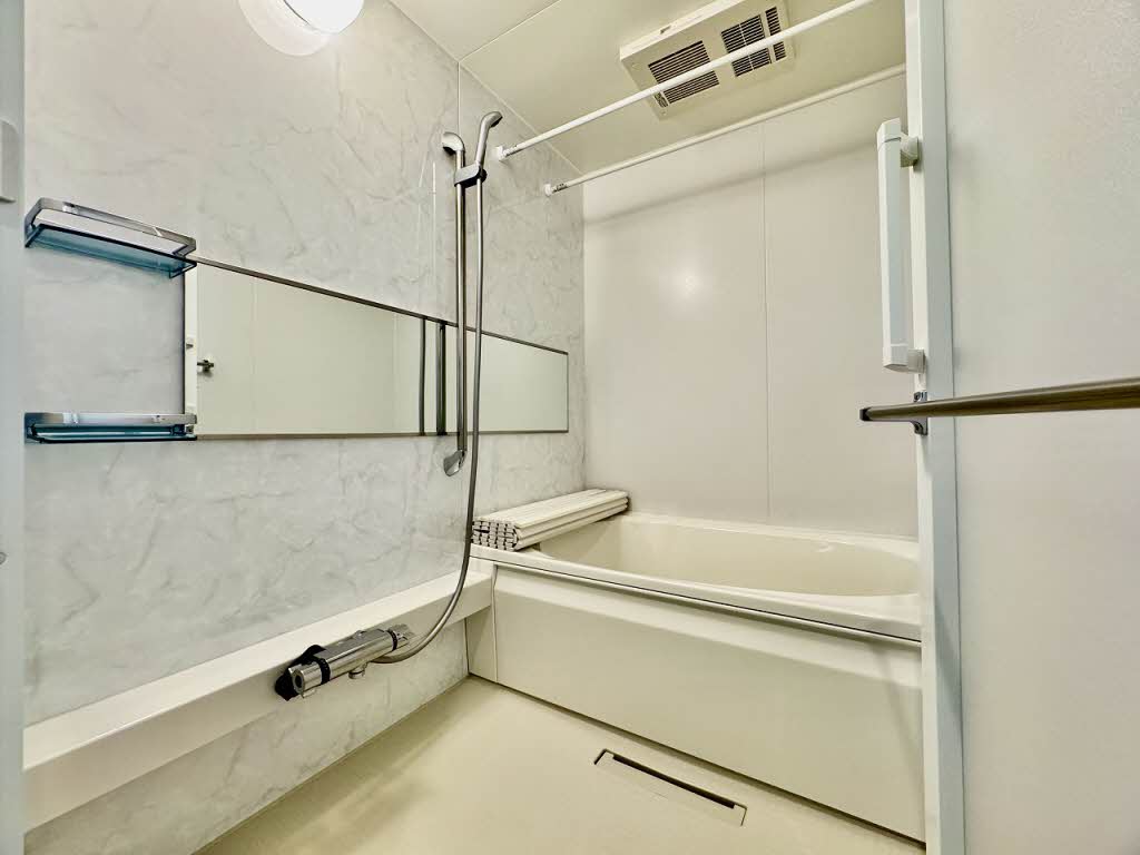 Ｐｒｏｍｅｎａｄｅ西草深 0302号-5