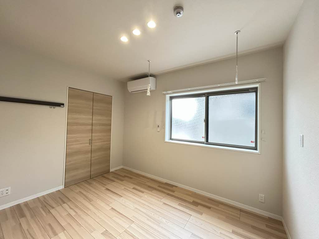 ラウンドアバウト安城 0105号-6