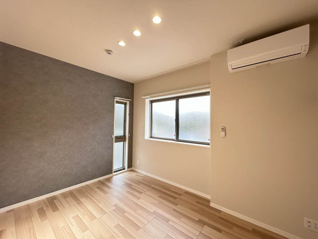 ラウンドアバウト安城 0105号-8