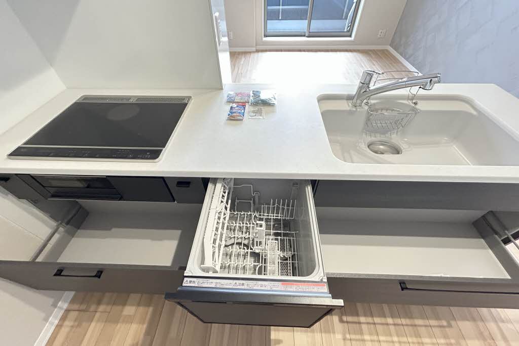 ラウンドアバウト安城 0305号-5