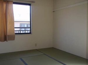 フレグランス飯島 A201号-6