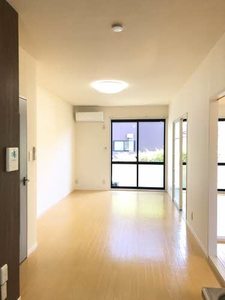 Ｔ．ＴＯＷＮアストリエ B101号-3