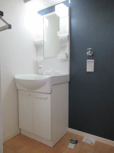 アーバン瓜島 C102号-8