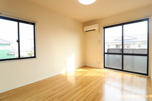 ルミエール７７７ B202号-3