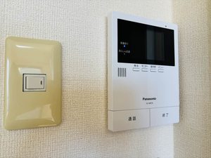 フロム　イースト 0201号-8