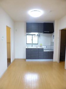 メモリータウン B202号-3