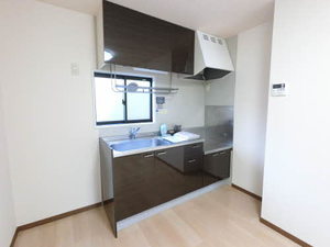 フローレス岩成 0101号-3