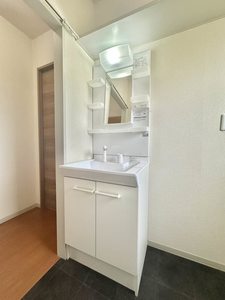 エミナンスKATO B201号-8