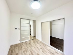 フレグランス小島 B102号-3