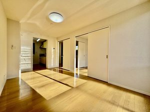 ラッフィナ－ト 0102号-2