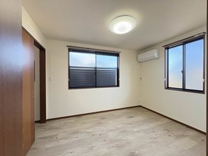 メゾンアクアⅡ B201号-3