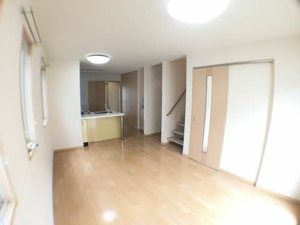 ヴィル グランディール 風の街弐番館 G211号-2