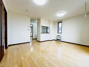 クレスト上の原 B201号-3