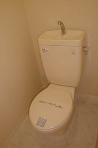 メゾンクリスタル B202号-4