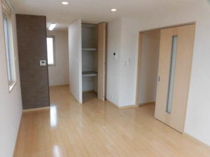 メリーコート B207号-2