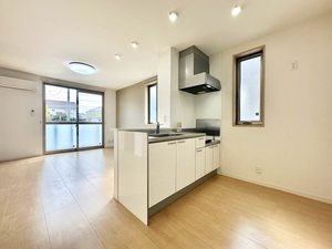 バトー　エメロード A102号-5