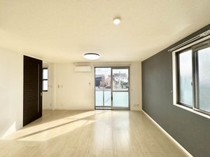 バトー　エメロード A202号-5