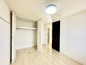 バトー　エメロード A202号-8