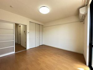 ファミール　ファイブ 0102号-9