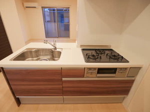 Gloria 徳川町 N 0202号-7