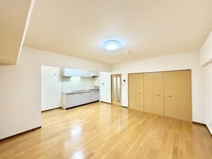 Bari Hills 0205号-2