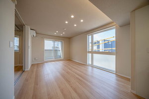 Ｓｈａｍａｉｓｏｎ　ｈｉｌｌｓ　白壁 0201号-4