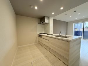 エスティーラ 0102号-9