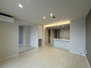 エスティーラ 0302号-3