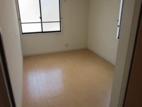 ファミール八光 A201号-15