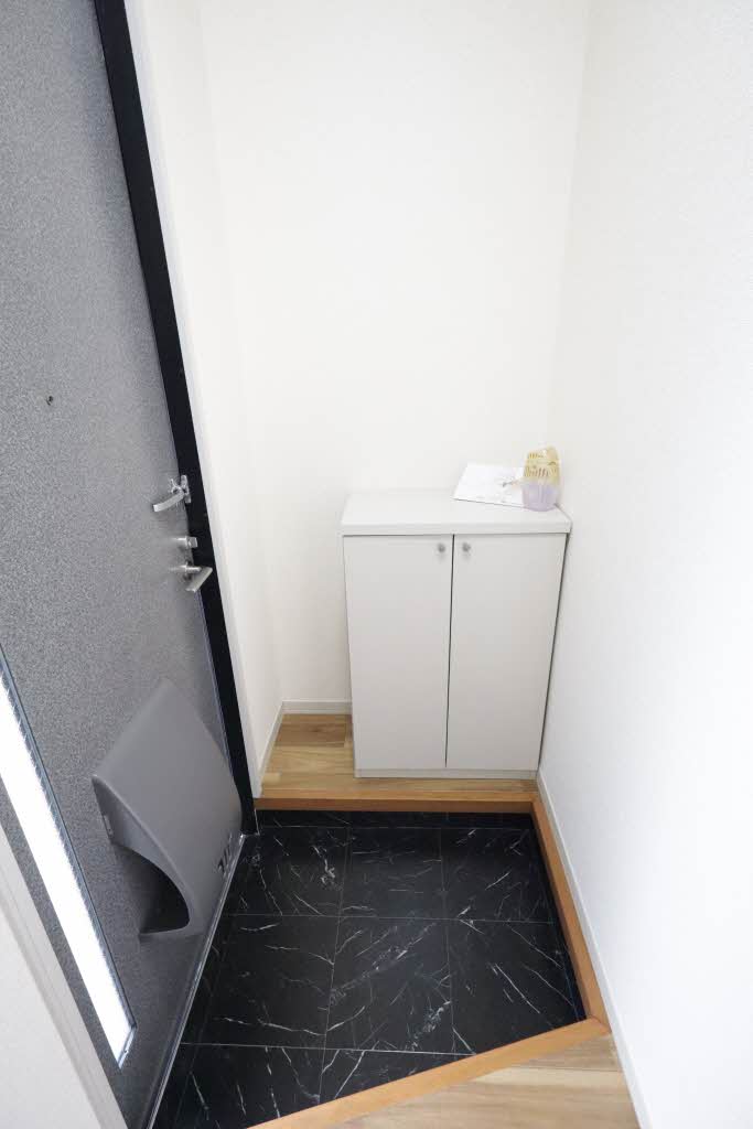 パークホーム青山 E102号-2