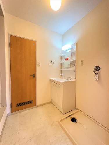 ディアス香流 0101号-10