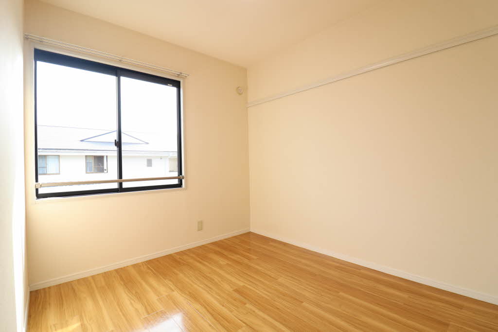 ルミエール７７７ B202号-5