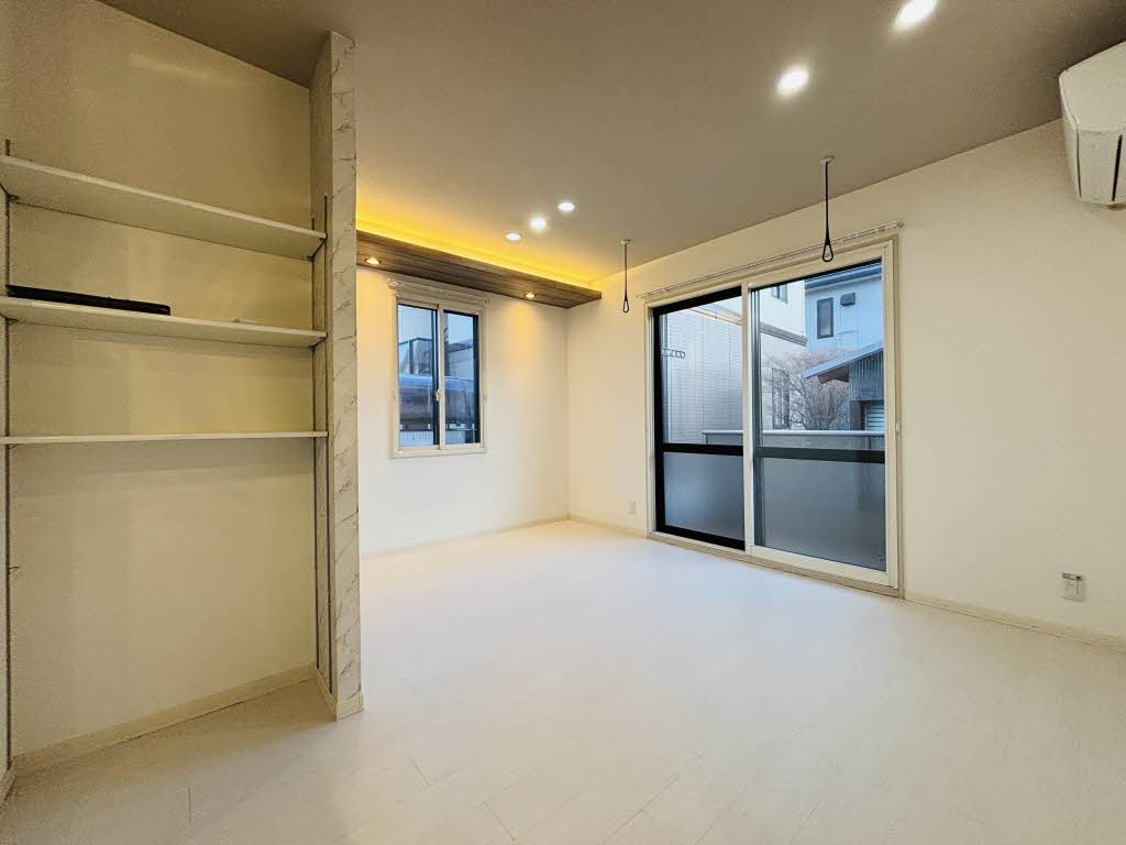 DIAS RIVER SIDE A101号-2