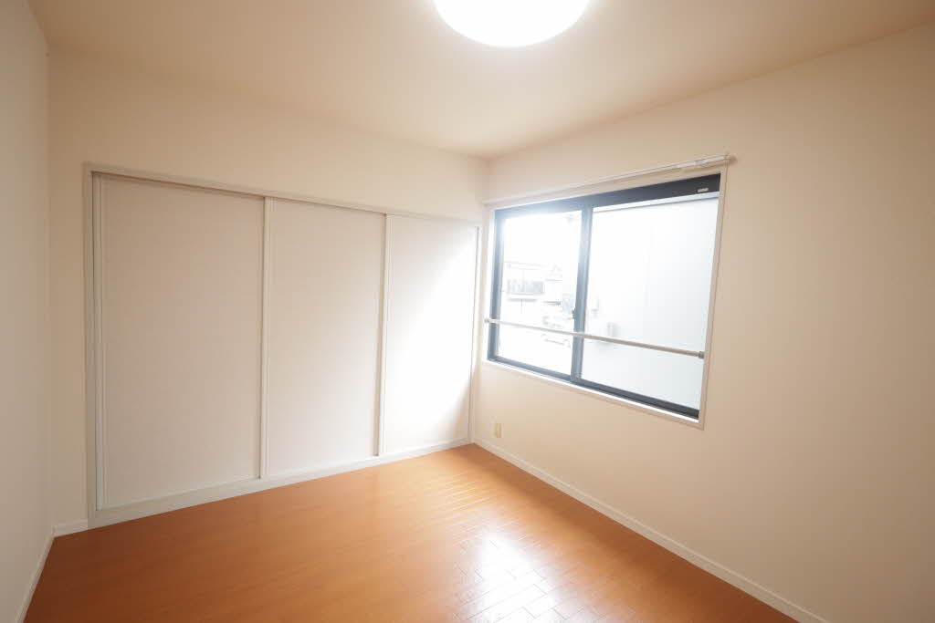 パークホーム青山 F202号-6