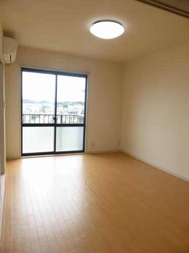 メモリータウン B202号-8