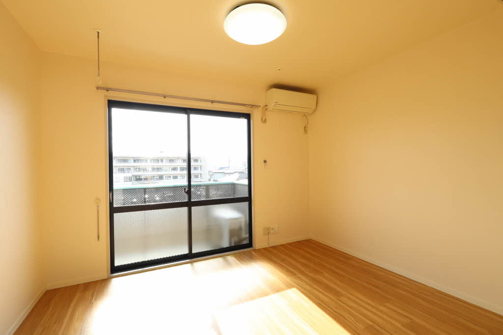 ＷＩＮＤ　ＶＩＬＬＡＧＥ B202号-2