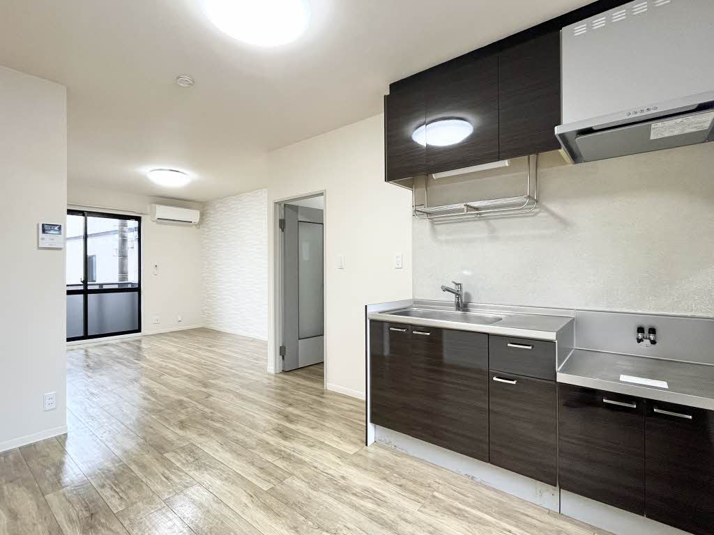 フレグランスワタナベ B102号-3