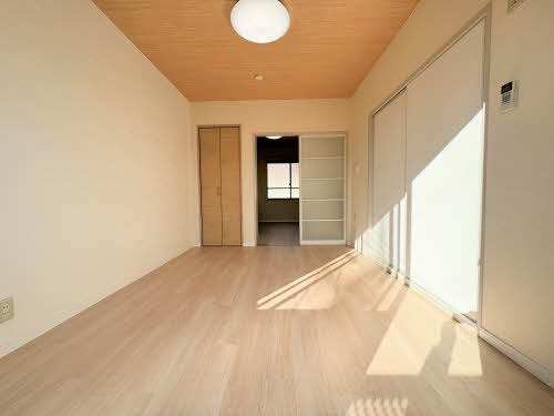 ディアス上杉 B201号-4