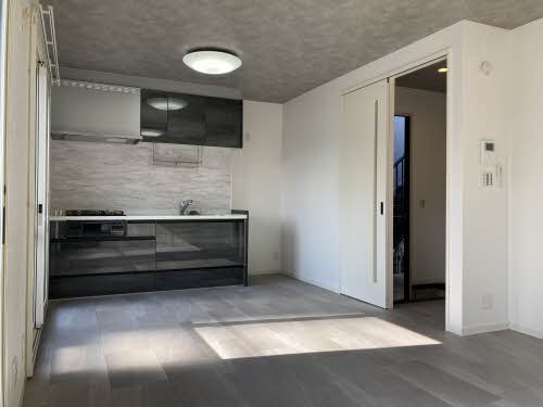 コモンシティ前島 E101号-8