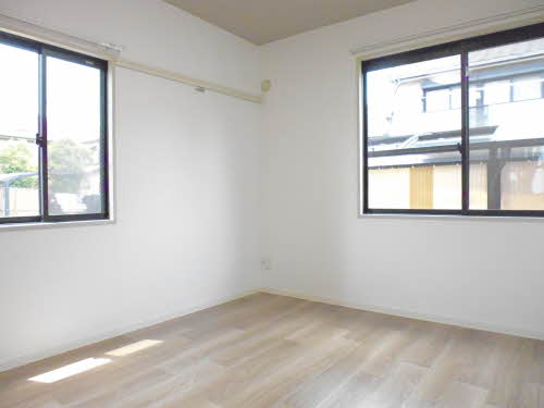 コモンシティ前島 E102号-2