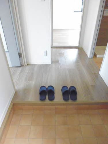 コモンシティ前島 E102号-3