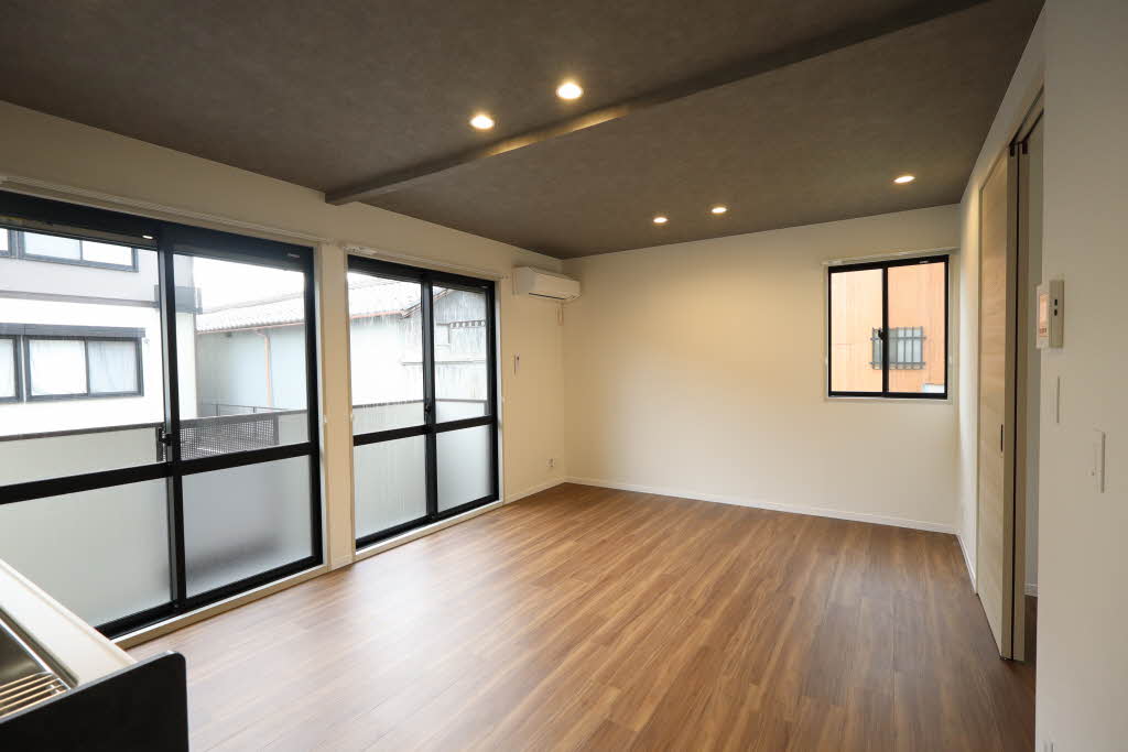 モントレーＭ A102号-6