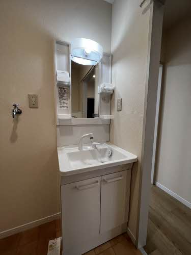 サニーコート河和 A102号-7