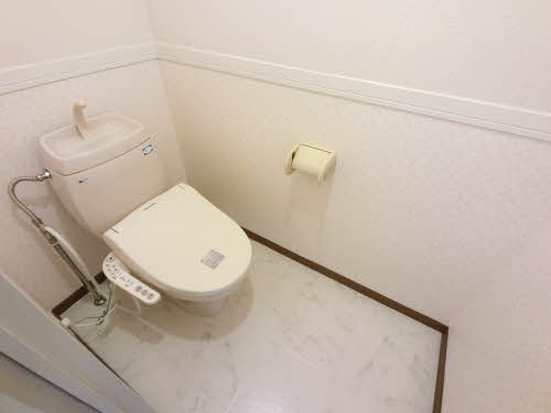 フローレス岩成 0101号-9